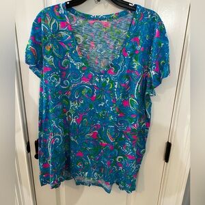 Lilly Pulitzer Size XXL TShirt Excellent Condition Worn one time Smoke free home